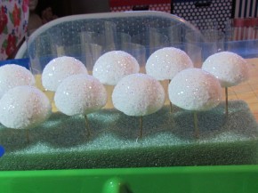 ������ ��������� Snowglobe / Suzys Artsy Craftsy Sitcom # ��������� 