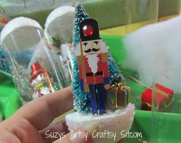 ������ ��������� Snowglobe / Suzys Artsy Craftsy Sitcom # ��������� 