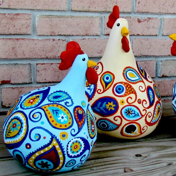Paisley Chickens/Suzys Artsy Craftsy Sitcom #crafts #painting #gourd art
