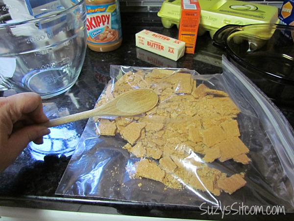 peanut butter cheesecake and graham cracker houses2